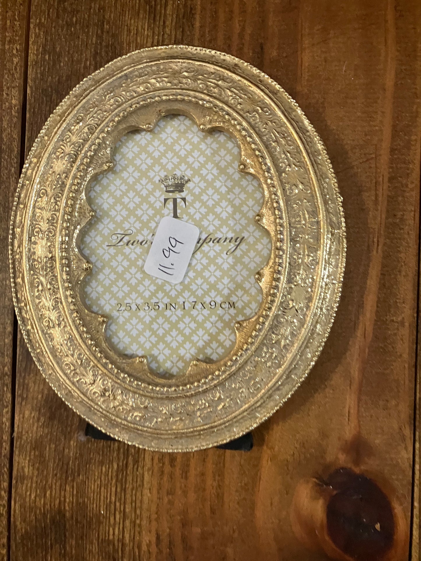 Decor Pieces -Hayes/Crawford