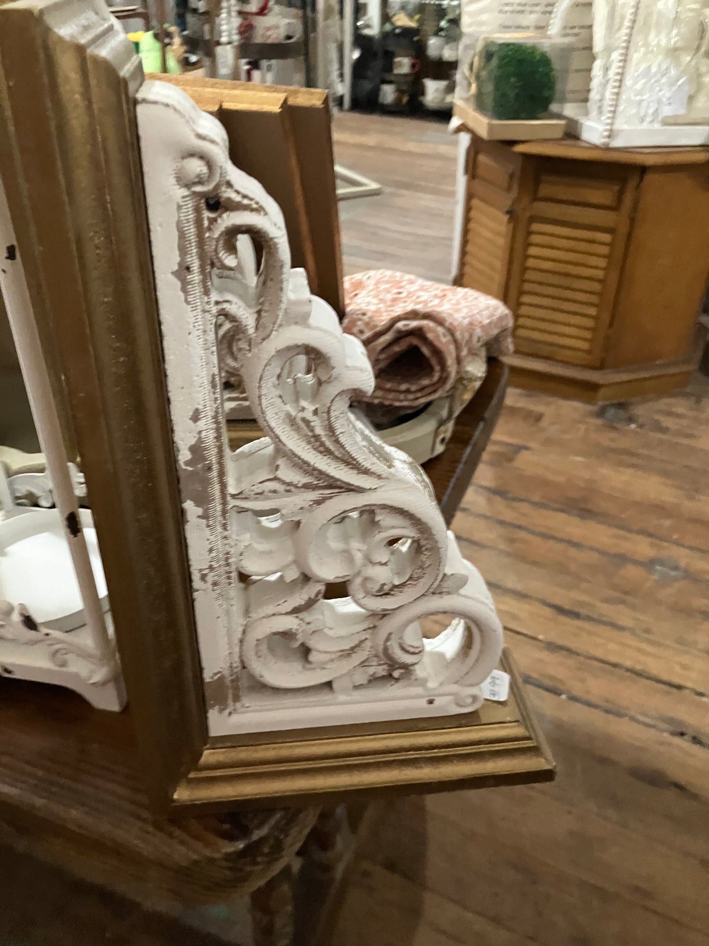 Home Decor-Turner/Bryan