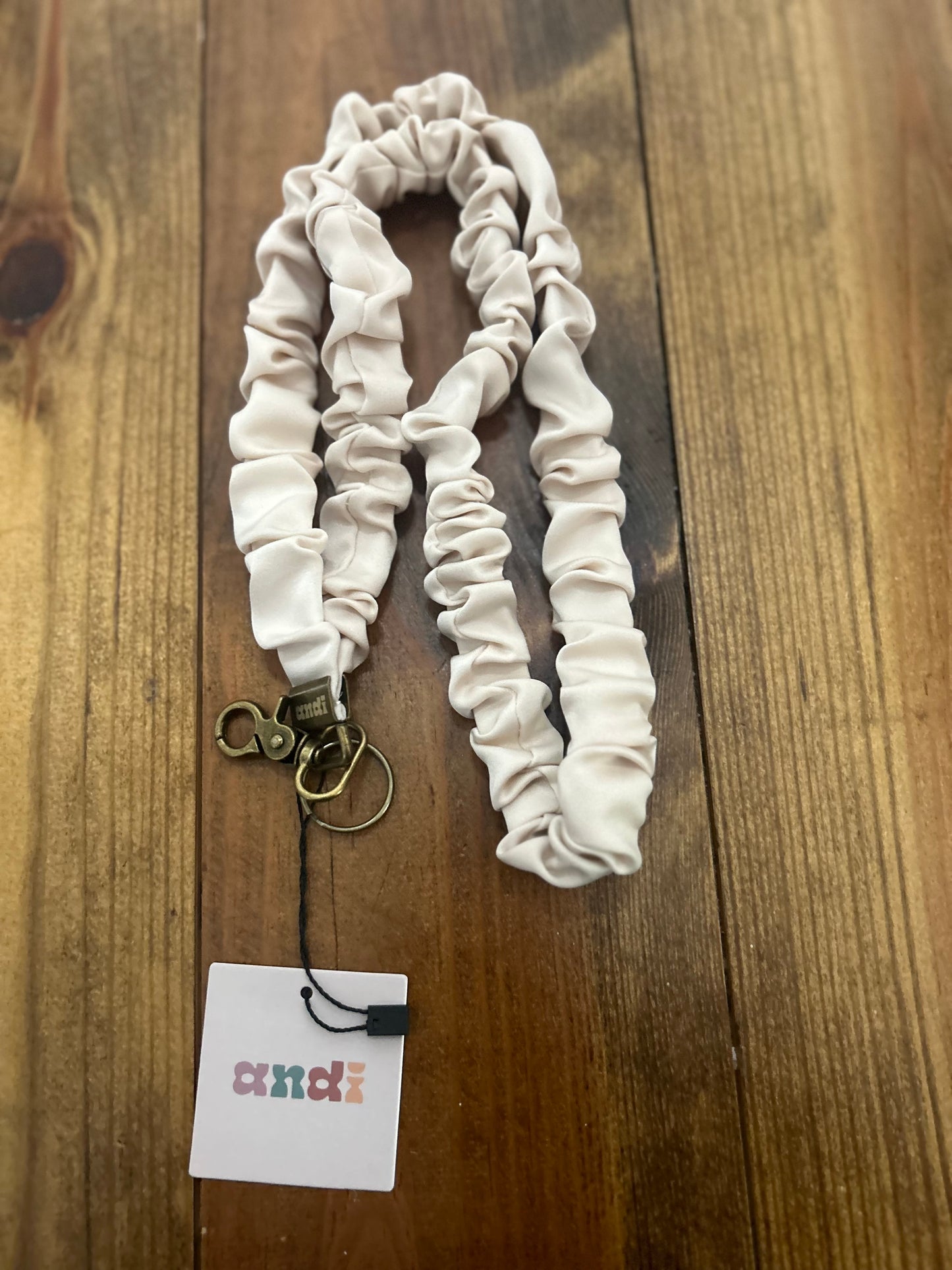 Andi Lanyard