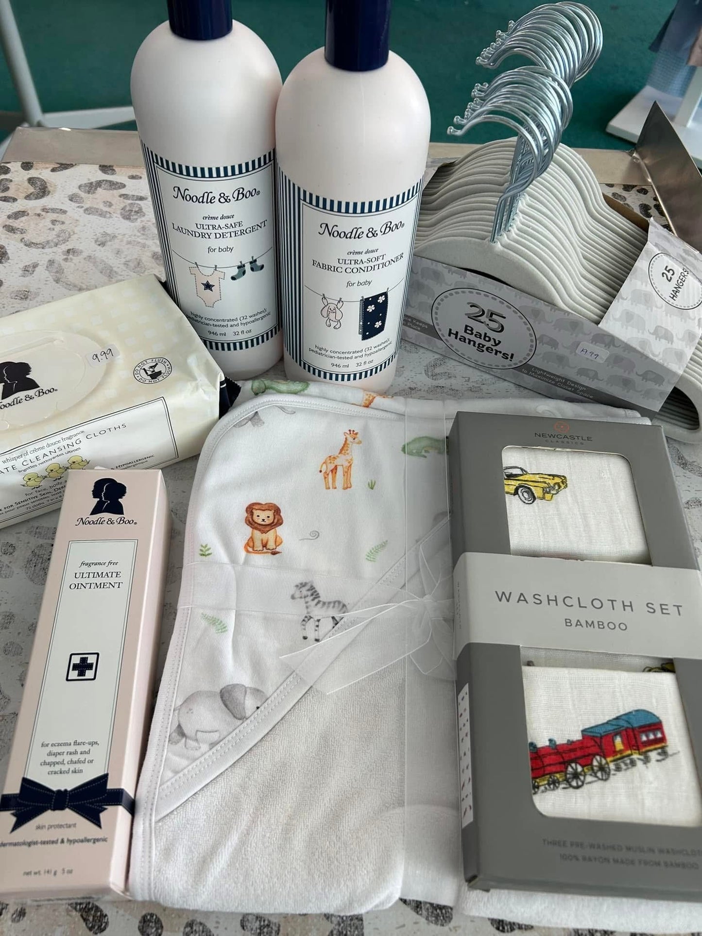 NB & Bath Items -Deal Baby