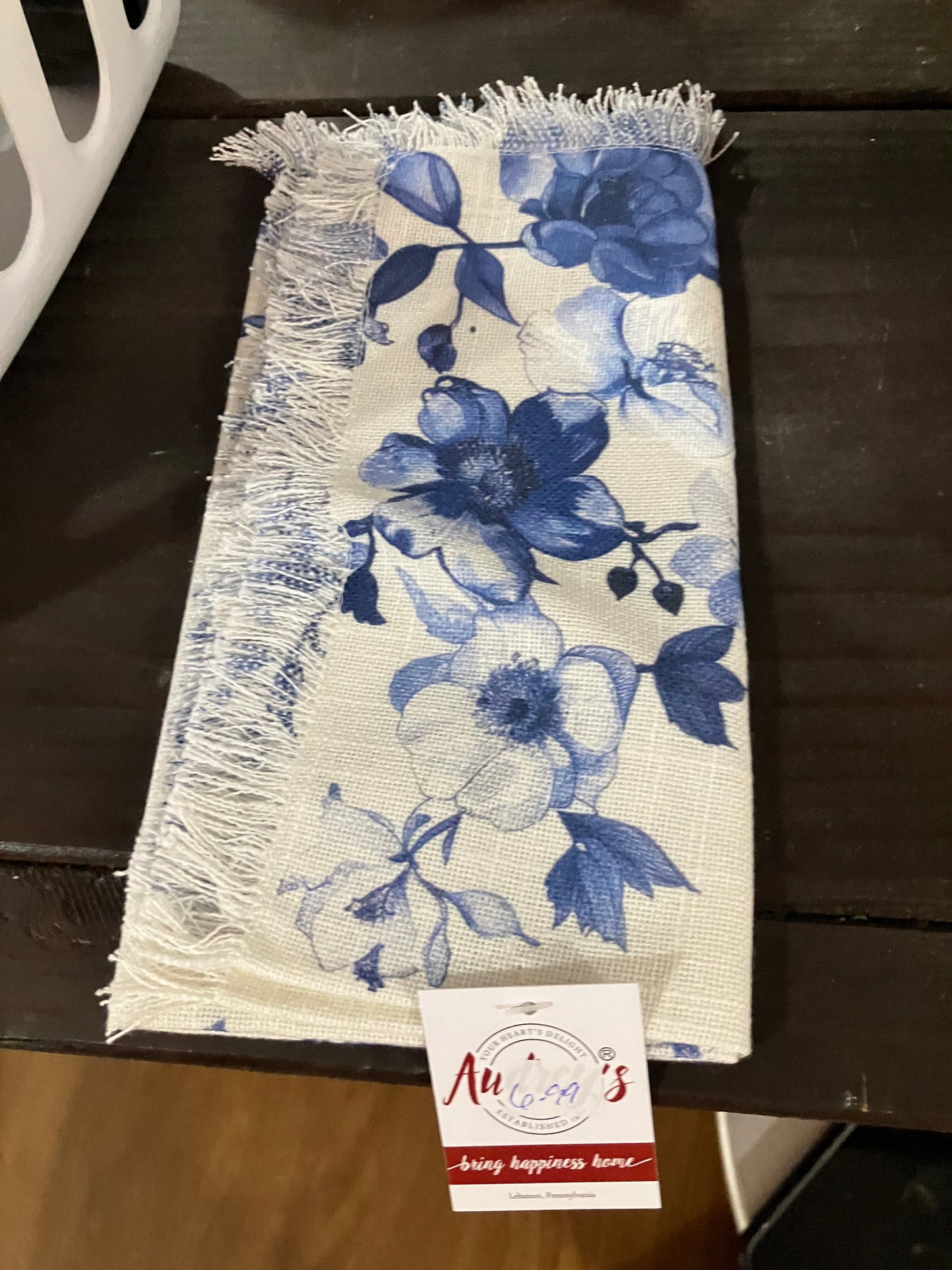 Cloths & Napkins -Nasser/Barnes