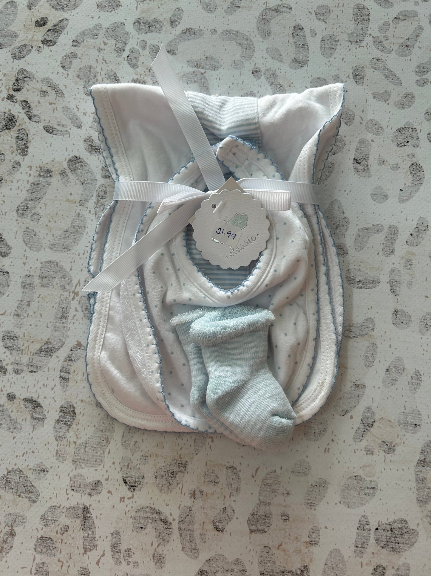 Blankets/Bibs/Burps -Hayes Baby