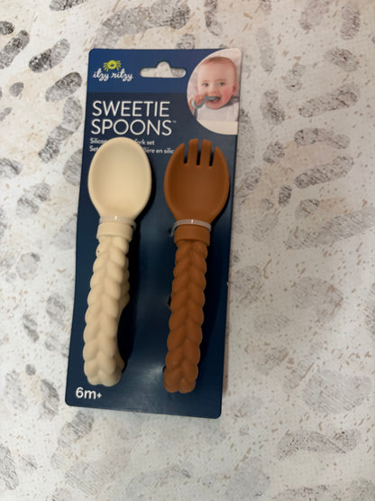 Toys, Teethers, Feeding - Roberts