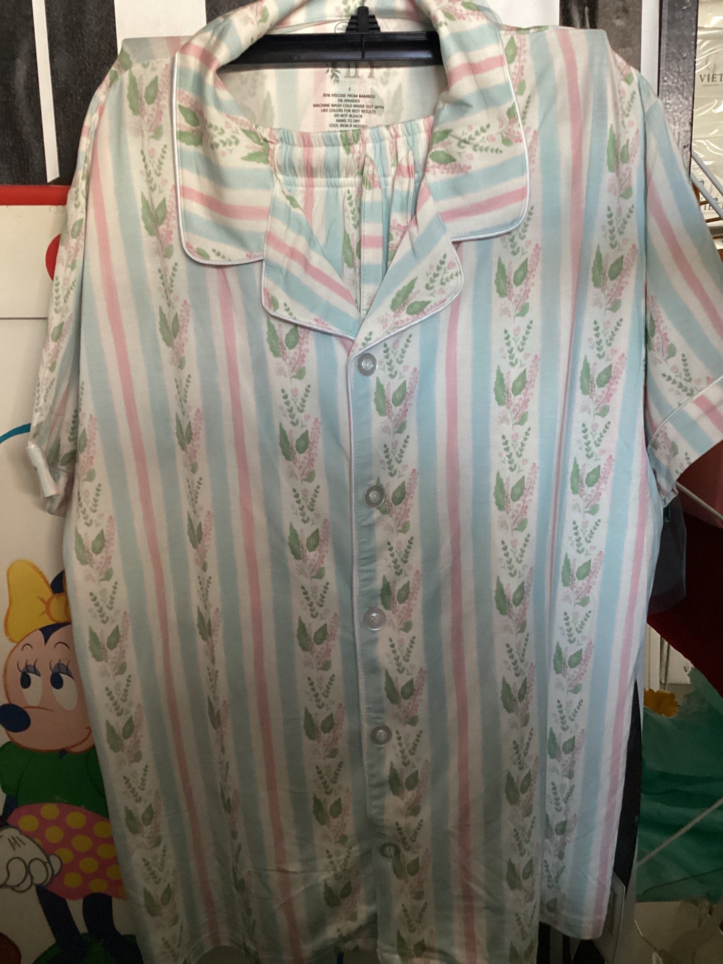 Hamner Hill Women’s Blue Floral Stripes Button Down Short Set