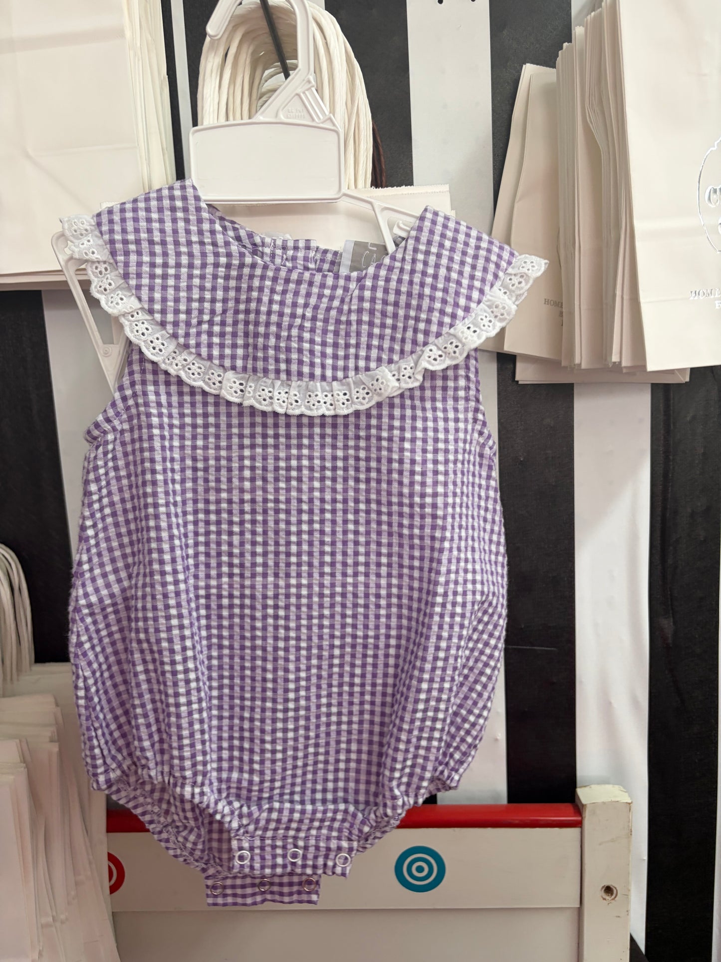 Clothes-Norris