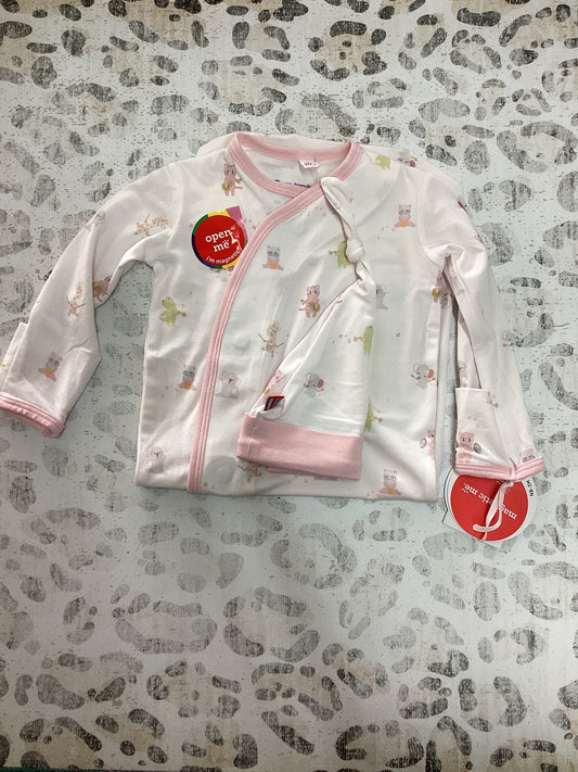 Magnetic Me Pink Baby Beats Gown W/Hat