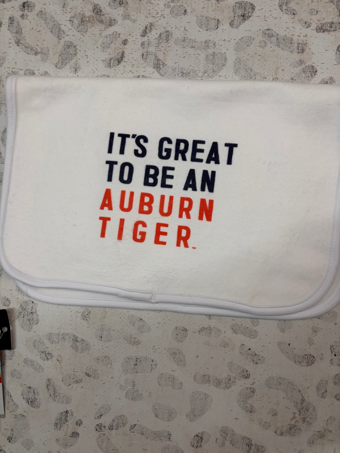 Auburn Items -Roberts