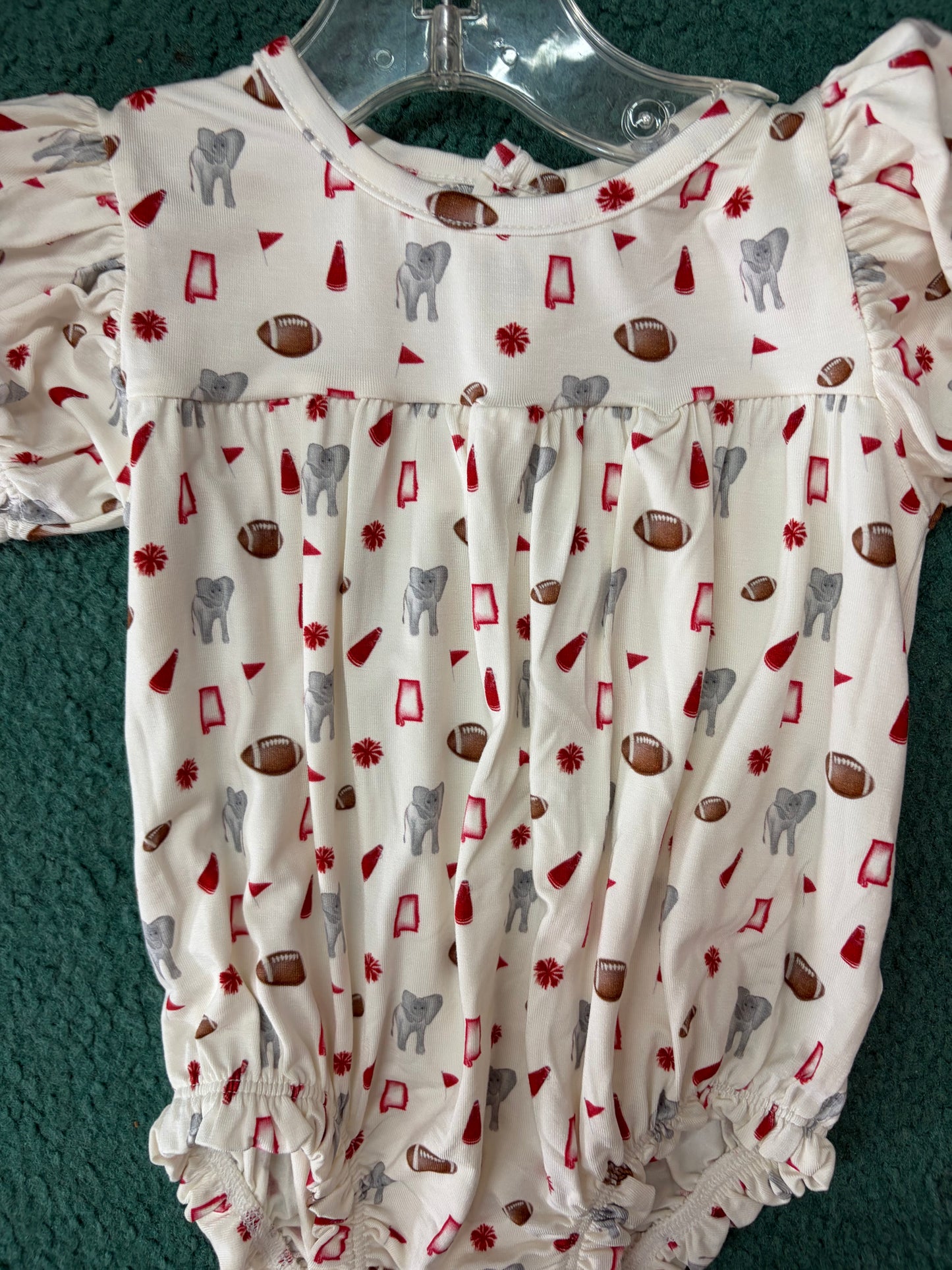Clothes-Holliman