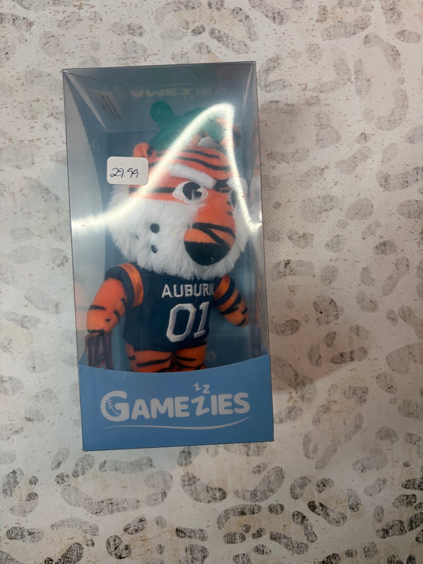 Auburn Items -Roberts