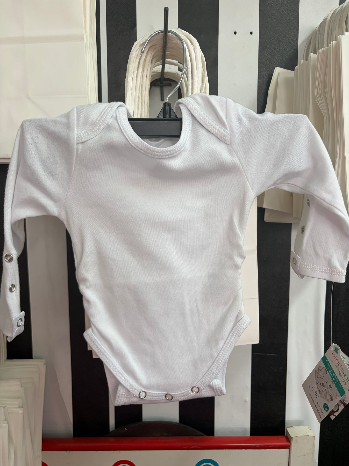 Clothes-Norris
