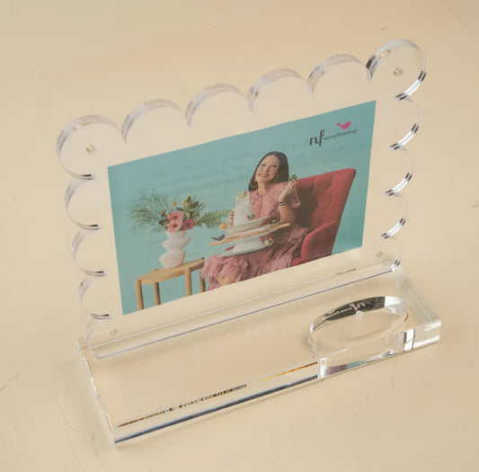 Nora Fleming Clearly a-nora-ble Scalloped Acrylic Frame