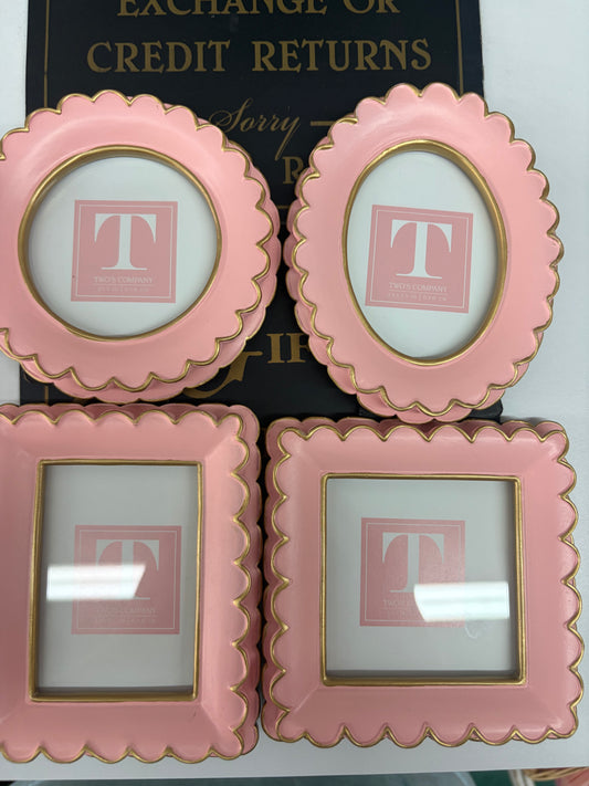 Mini Pink Scalloped Frames