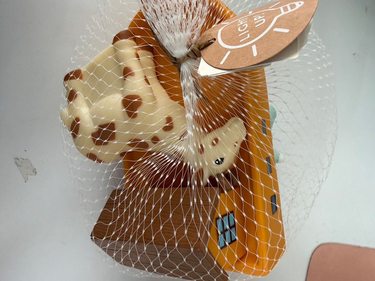 Bath Items-Junkins