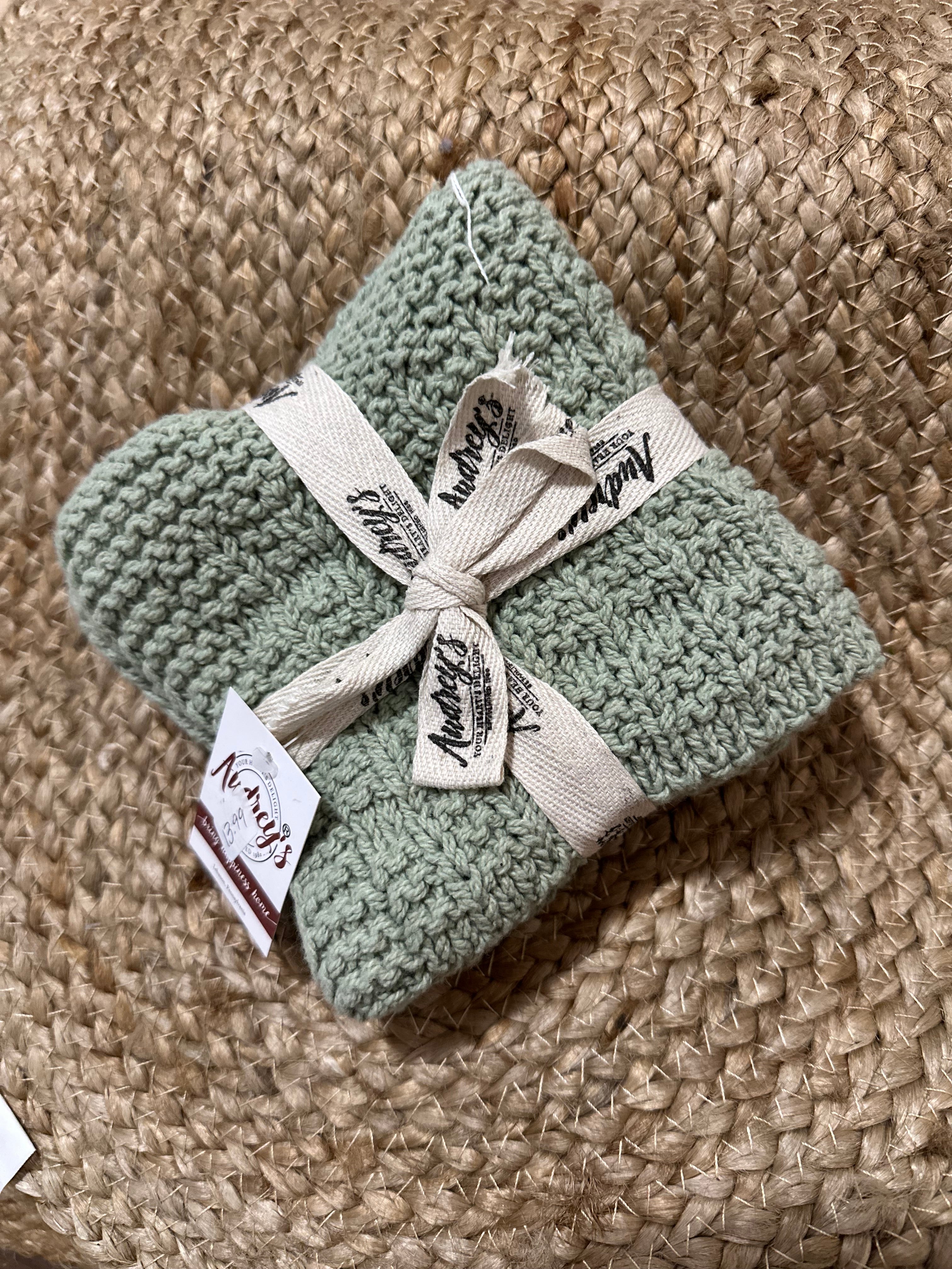 Towels & Trivots -Holsenback/Aaron - Thumbnail 4