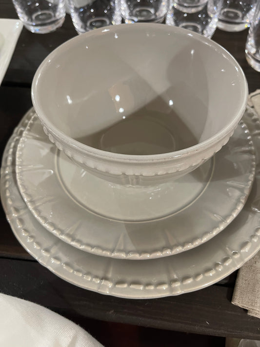 Historia Dishes - Taylor/Stough