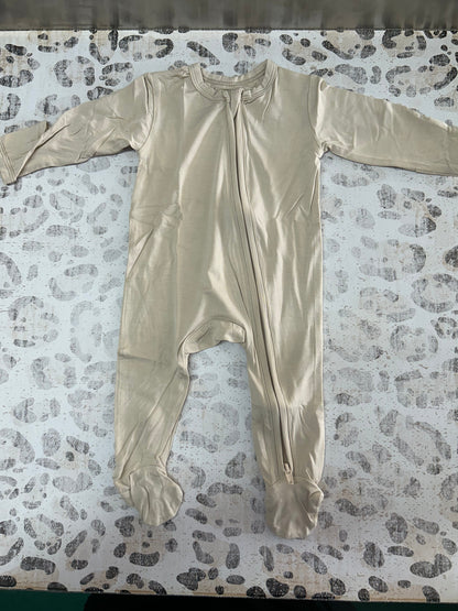 Dear Perli Oat Colored Collection