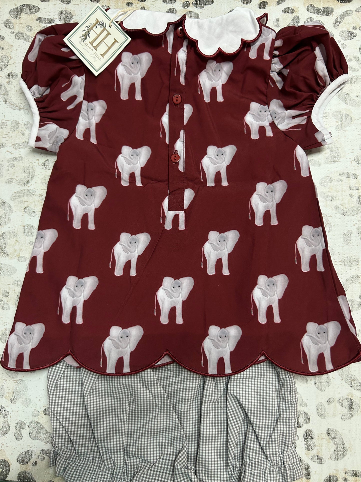 Hamner Hill Elephant Scalloped Peter Pan Top & Bloomer