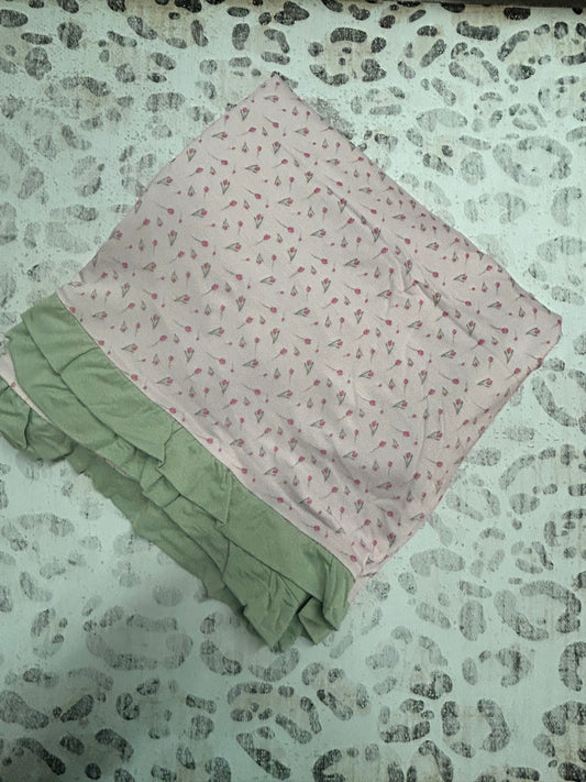 Hamner Hill Tulip Stroller Blanket