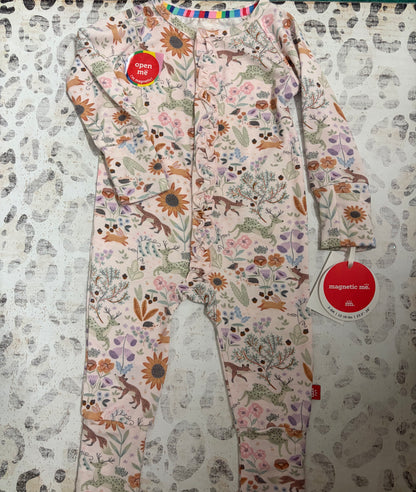 Sleepers & Outfits -L Sexton