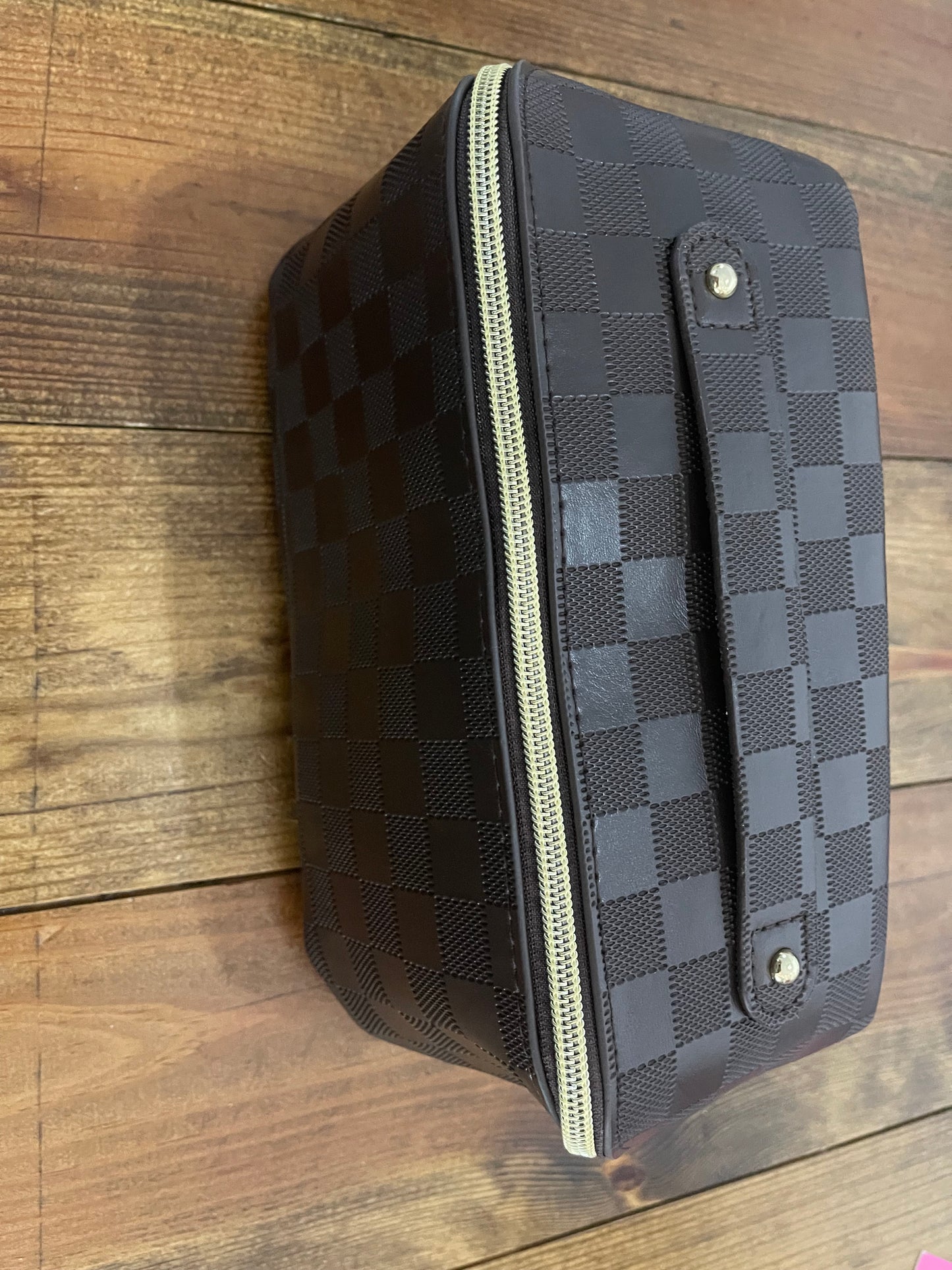 Lay Flat Makeup Bags