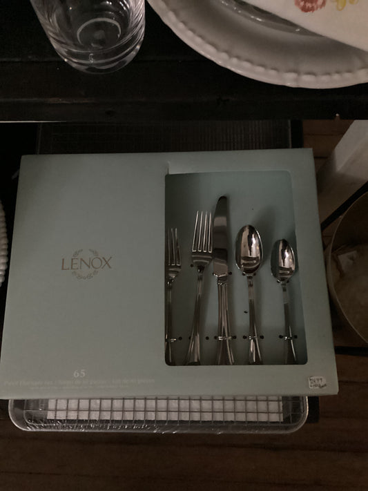 Flatware & Utensil Caddy